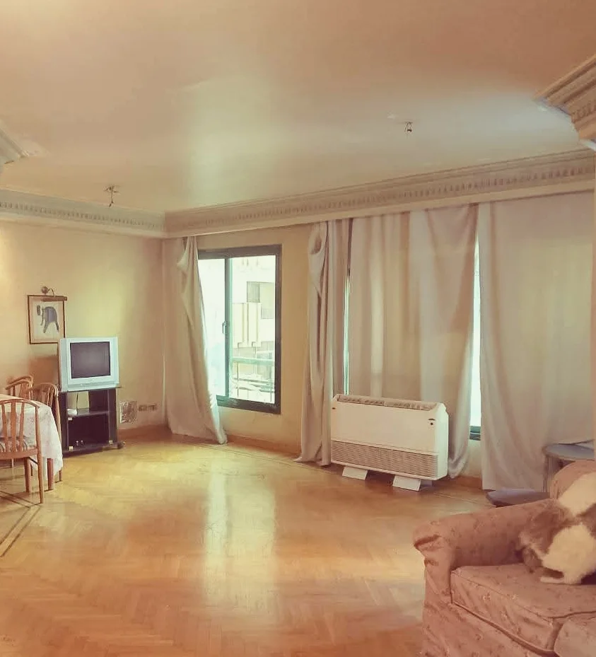 شقة مميزة للبيع في أرض الجولف - للبيع في مصر الجديدة